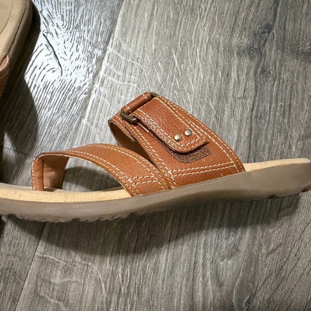 Clarks Brown leather /Suede Slip-On sandal